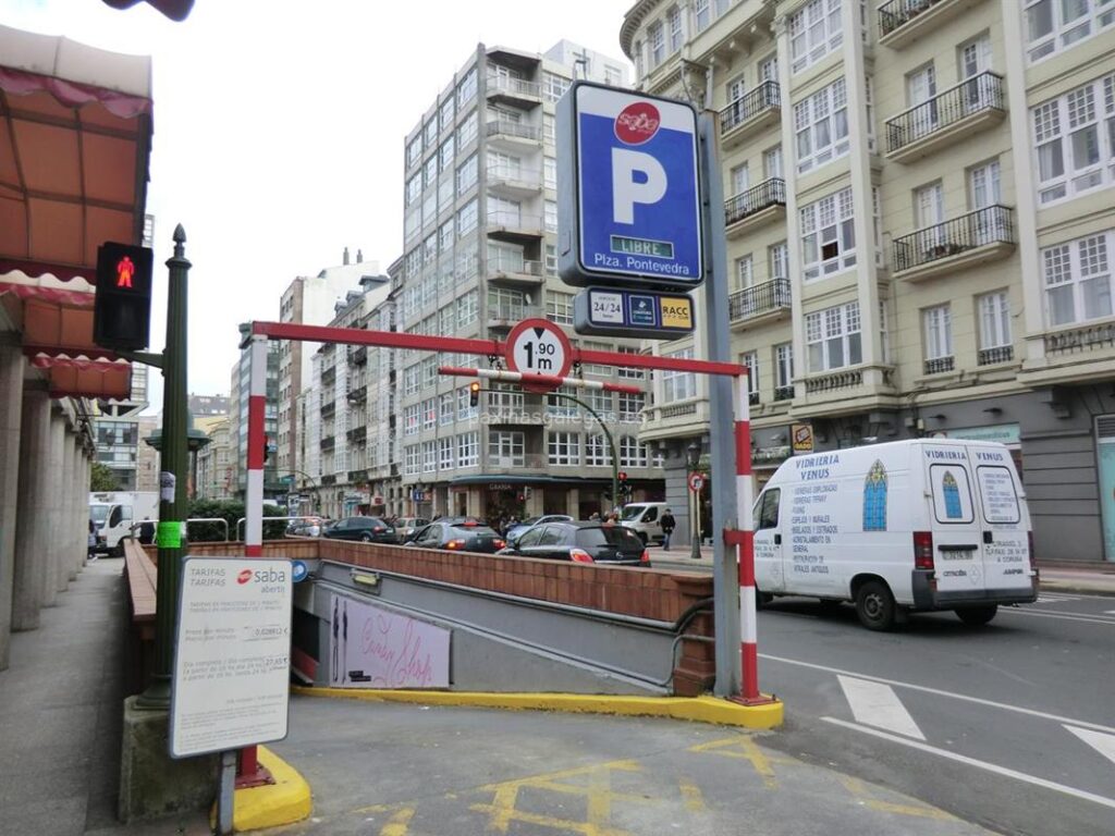 parking-saba-plaza-pontevedra_img67480t0m0w1600h800